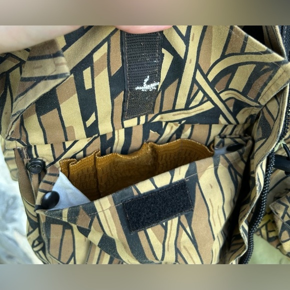 Vintage Browning Cattail Camo Hunting Jacket Mens Size M Gore-Tex Nylon Outdoor - Picture 10 of 11